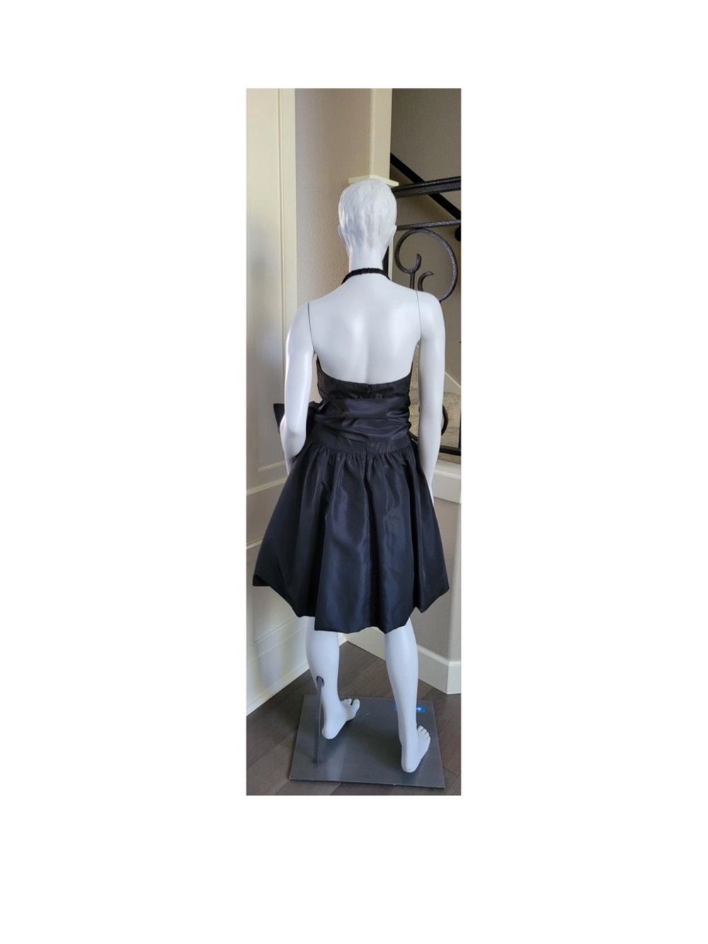 Valentino Halter Black Dress 🖤 - Picture 2 of 5